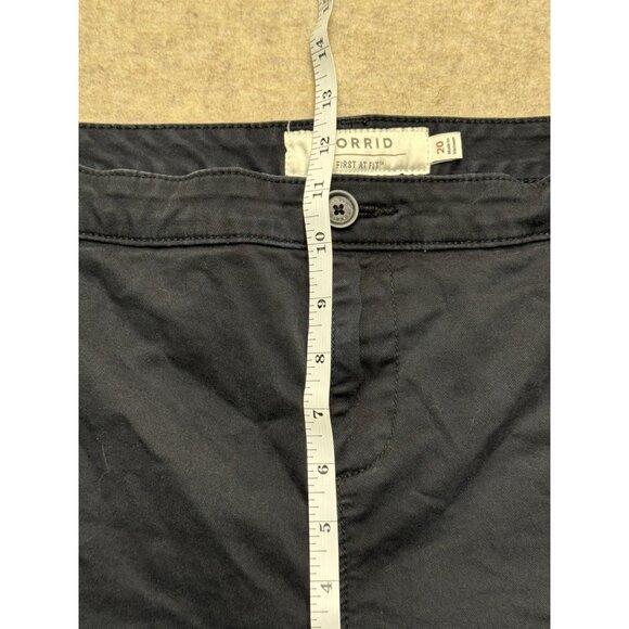 Torrid Black Bermuda Length Flat Front High Rise Shorts Size 20 - Picture 5 of 7